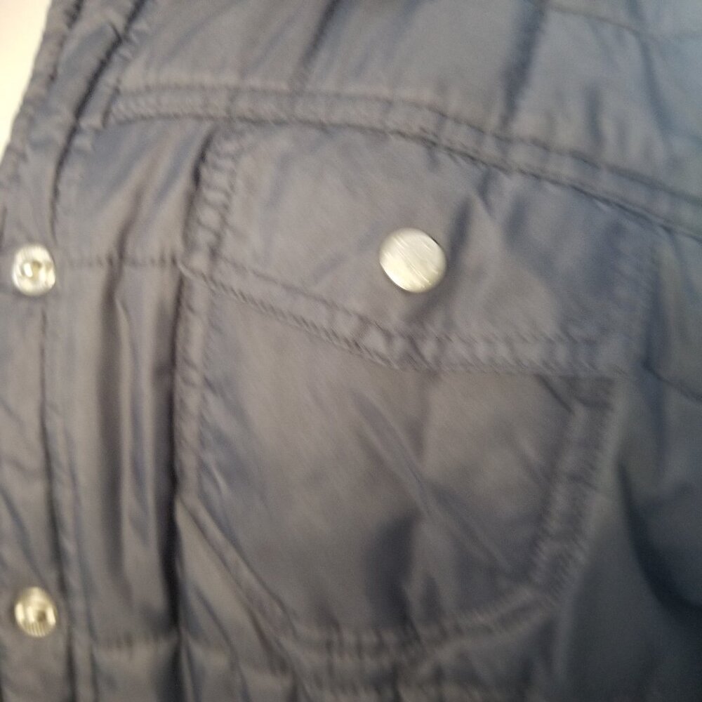 Tommy Hilfiger puffer jacket, size M in blue (or maybe dark gray) - Picture 4 of 16